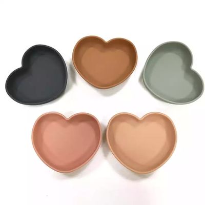 comprare Il piatto stabilito d'alimentazione del bambino per il cuore su misura prezzo franco fabbrica di frutti modella Bpa libero online manufacture