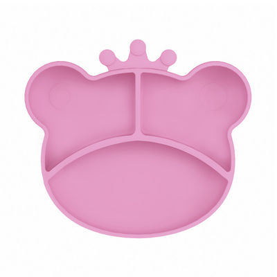 L'orso neonato dell'insieme della piastrina di aspirazione del silicone modella il bambino d'alimentazione messo con il cucchiaio