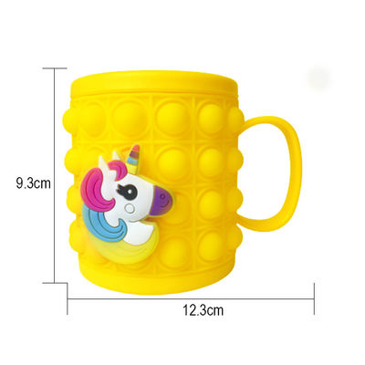 Sicuro ed efficiente Nutrimento del bambino Tazza di cartoni animati rimovibile di silicone pizzico Tazza di spazzolino da denti per bambini